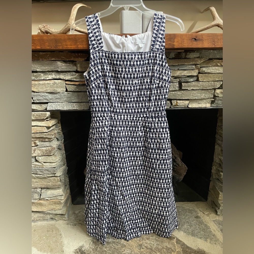 New York and Co. Dress with hidden pockets Size 4
